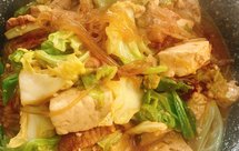 白菜粉条豆腐大锅菜
