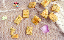 电饼铛版葱香坛子肉方便面司康