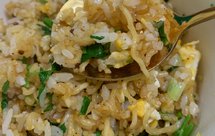 解锁泡面神仙吃法—泡面炒饭