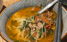 永远吃不腻的云南米线，全家都爱吃