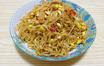 鸡丁黄豆蒸面条