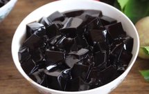 如何熬出光滑嫩嫩的烧仙草黑凉粉