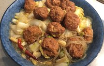 白菜粉条炖丸子