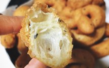 家庭版蓬松酥脆的芝麻小油条（酵母）（无泡打粉）