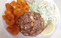 蛋炒红糙米饭+煎炸鸡块 美味工作餐 便当