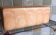 香气十足的大米粉椰子油吐司