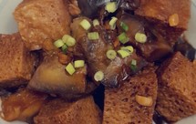 【红烧烤麸茄子】