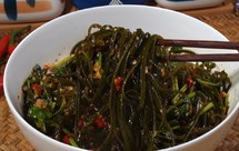 酸辣蕨根粉/海带丝