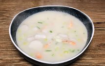 芋艿毛豆河虾汤