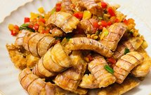 彩椒粒炒皮皮虾段