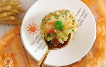 虾仁银鱼胡萝卜土豆玉米豌豆猪肉时蔬胚芽谷物饭