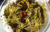 黑豆芽拌蕨根粉