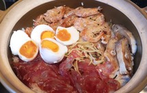 超地道腊肠虾干咸蛋咸鱼煲仔饭