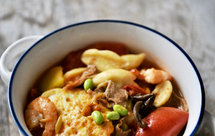 鸡蛋大虾杂蔬干菜剪刀面--夏天最爱这一口