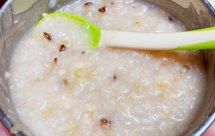 新手妈妈易操作的海虾时蔬粥