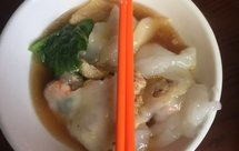 粘米粉120克澄粉20克玉米淀粉30克虾泥50克辅料水700克鸡蛋1个油麦菜少许葱蒜末少许小米椒少许植物油3勺生抽2勺蚝油1勺精盐1勺白砂糖1勺步骤1￼