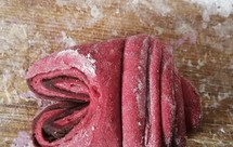 红曲米猪蹄馒头