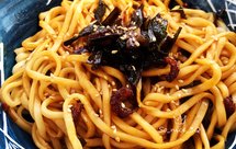 豪华版 开洋葱油拌面