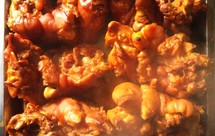 不放糖色和红曲米的卤猪蹄