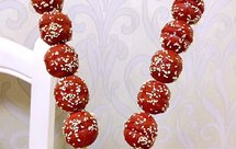 春节应景：红曲米蛋糕做的糖葫芦