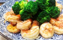 带头草虾烩西兰花