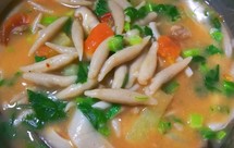 莜面鱼鱼煮香菇西红柿土豆(主食)