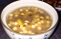 鲜藕粉鸡头米栗子羹