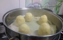 玉米面黄米面窝窝头