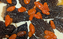 十分簡易的羊肚菌蒸豆腐