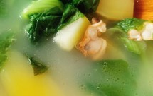 小白菜蛤蜊肉土豆汤