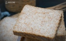 全麦吐司（50%全麦含量）低卡，低热量