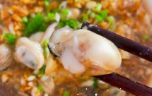 蒜蓉蒸生蚝 吃的就是一个鲜