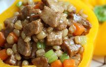 时蔬大麦牛肉粒