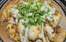 生蚝豆腐白菜煲