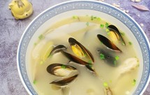 营养美味快手——贻贝蘑菇汤