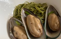 周日煮｜白葡萄酒青口配菠菜面