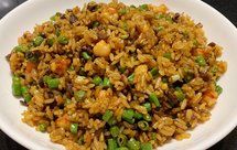 长豆萝卜干虾仁炒饭