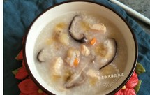 鲜贝香菇鸡肉粥