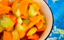 青口凉拌菜之胡萝卜芹菜