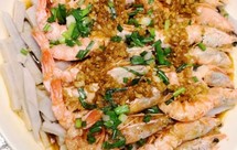 令人馋涎欲滴，欲罢不能的葱油红虾芋艿