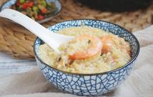 鲜虾鲜贝小米粥