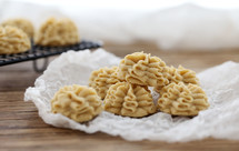 酥到掉渣的网红曲奇 牛油小花 媲美珍妮曲奇