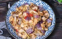 洋葱炒河虾（海白虾）