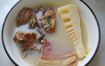 河蚌春笋火腿靓汤