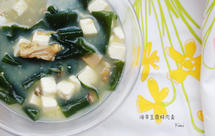 【春日大赏】海带豆腐蚌肉汤
