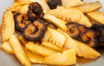 冬笋油焖北极海参