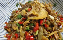 酸辣小炒河蚌肉