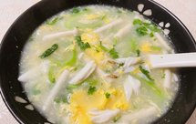 蟹肉蘑菇疙瘩汤