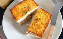 吞拿鱼蟹肉棒三明治