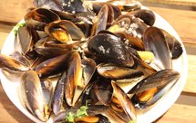 小洋葱白酒淡菜